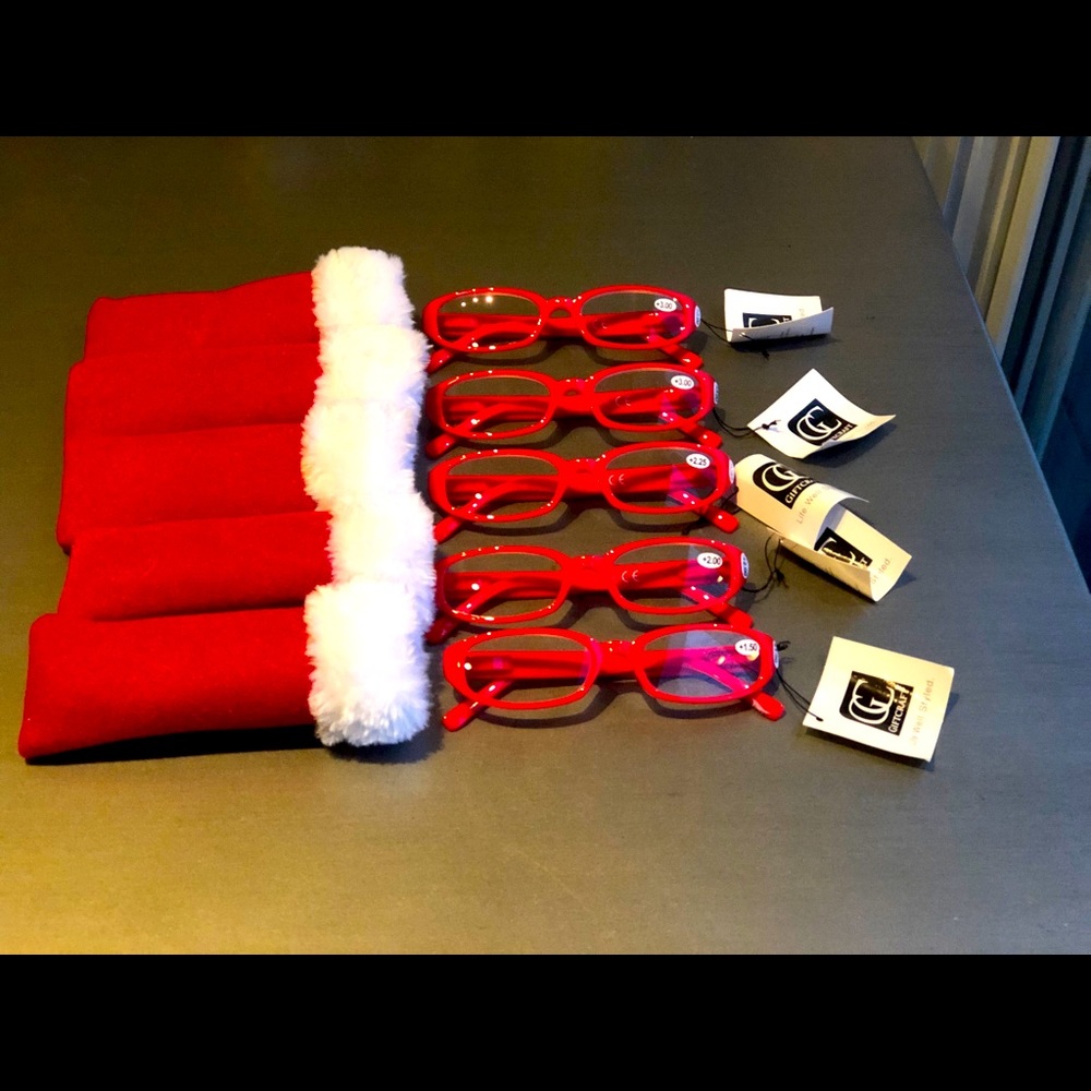 New Holiday Red fashion readers w stocking case
